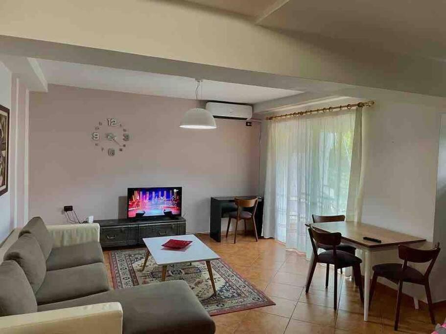 Apartment In Skanderbeg Square - Tirana Center 1 Eksteriør bilde