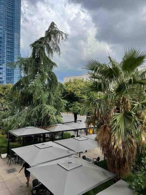 Apartment In Skanderbeg Square - Tirana Center 1 Eksteriør bilde