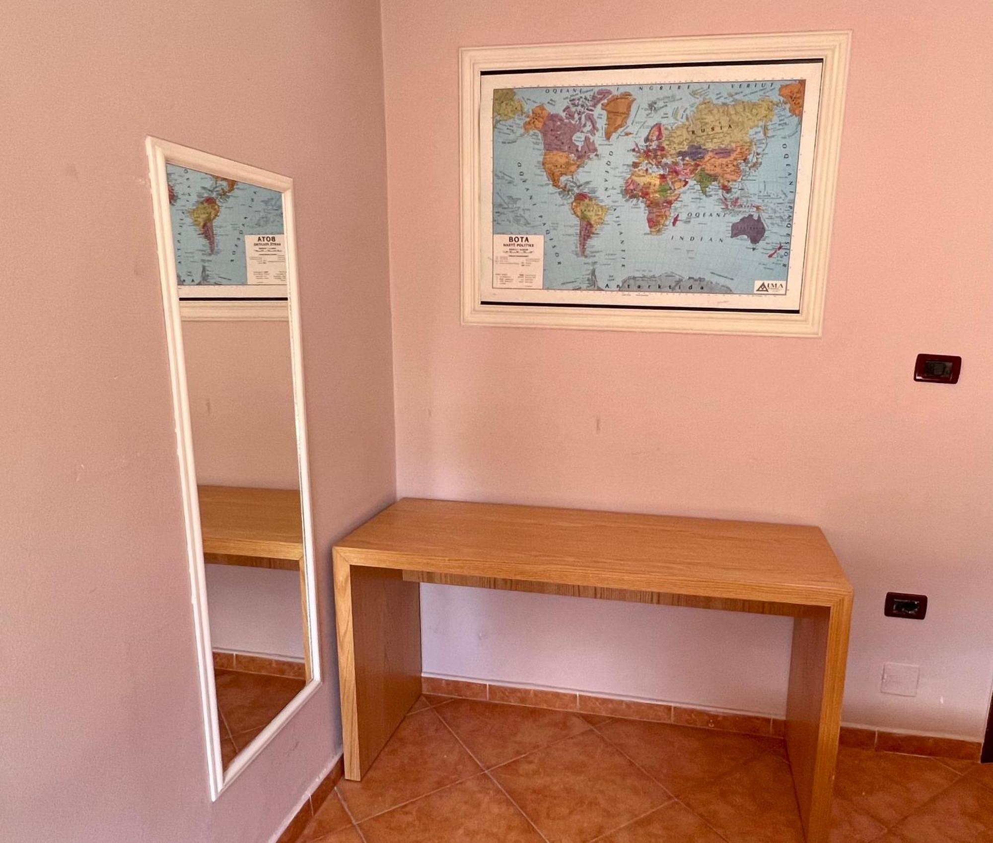 Apartment In Skanderbeg Square - Tirana Center 1 Eksteriør bilde